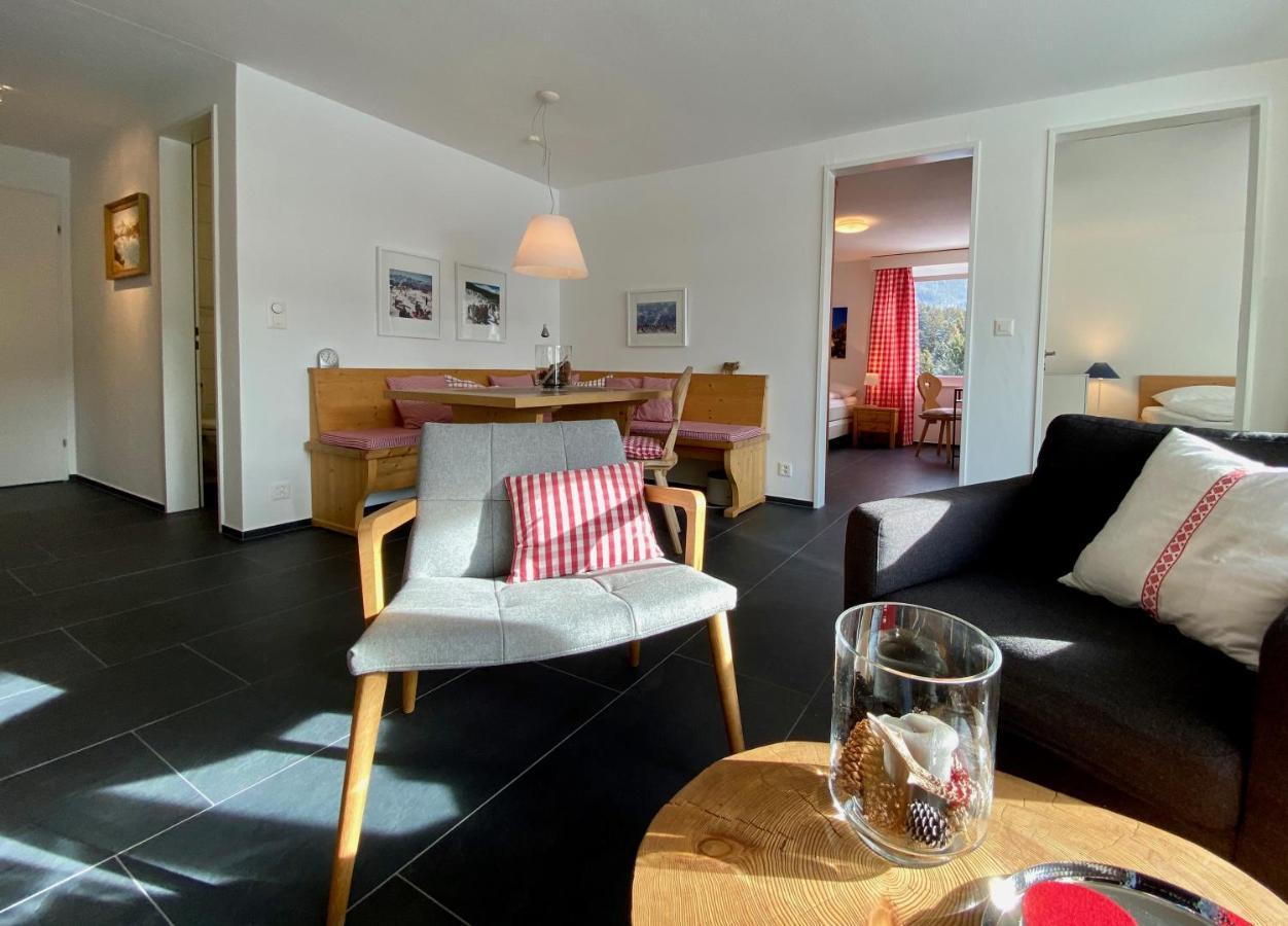 Zuhause In Den Alpen Ihre Ferienwohnung Mit Hallenbad Und Sauna Lenzerheide Exteriör bild