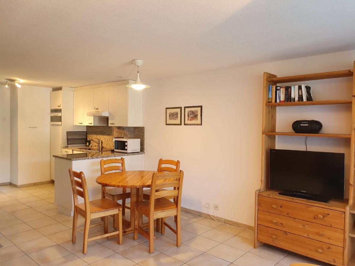Zuhause In Den Alpen Ihre Ferienwohnung Mit Hallenbad Und Sauna Lenzerheide Exteriör bild