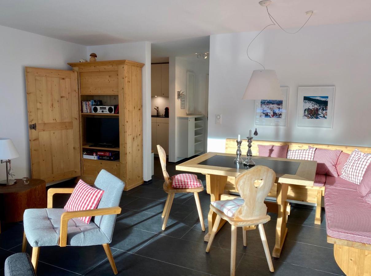 Zuhause In Den Alpen Ihre Ferienwohnung Mit Hallenbad Und Sauna Lenzerheide Exteriör bild