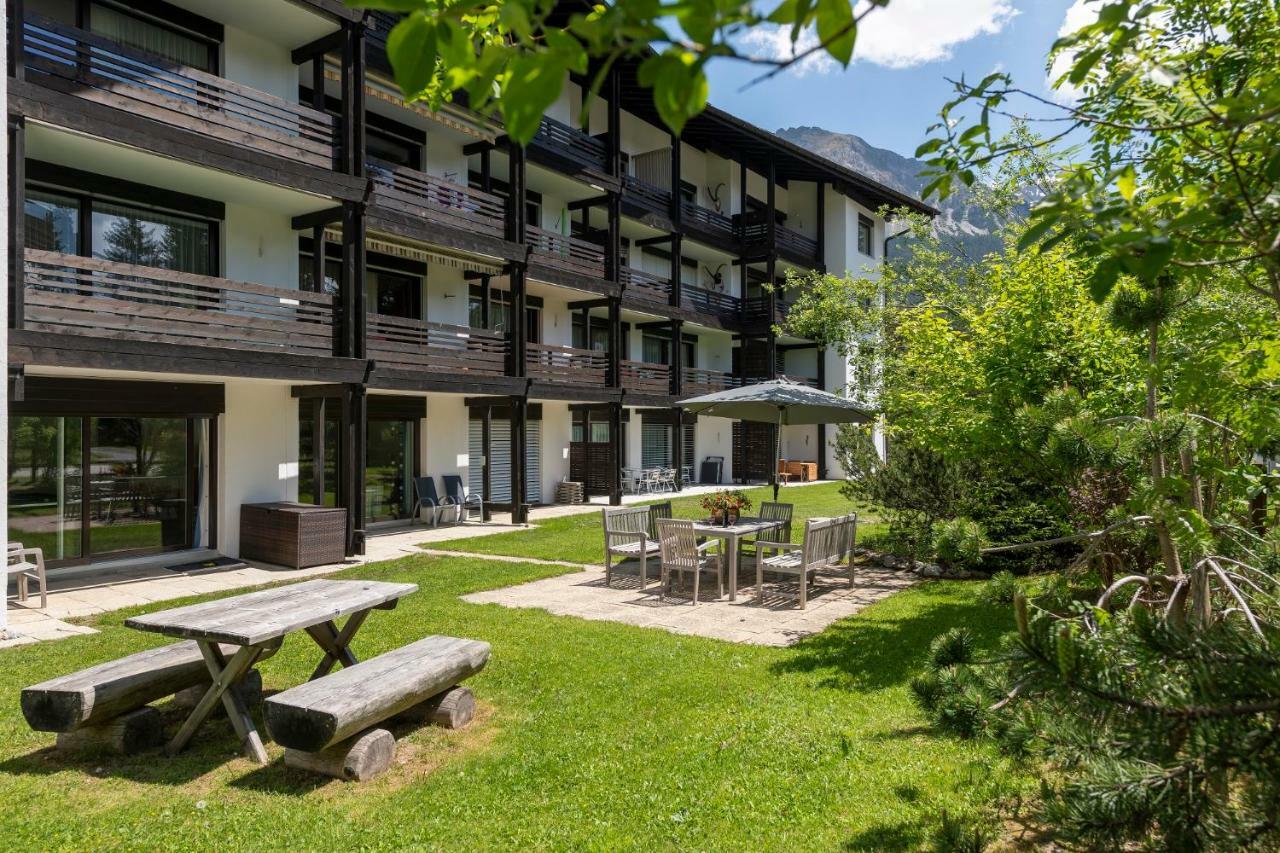 Zuhause In Den Alpen Ihre Ferienwohnung Mit Hallenbad Und Sauna Lenzerheide Exteriör bild