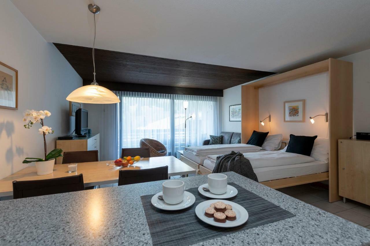 Zuhause In Den Alpen Ihre Ferienwohnung Mit Hallenbad Und Sauna Lenzerheide Exteriör bild
