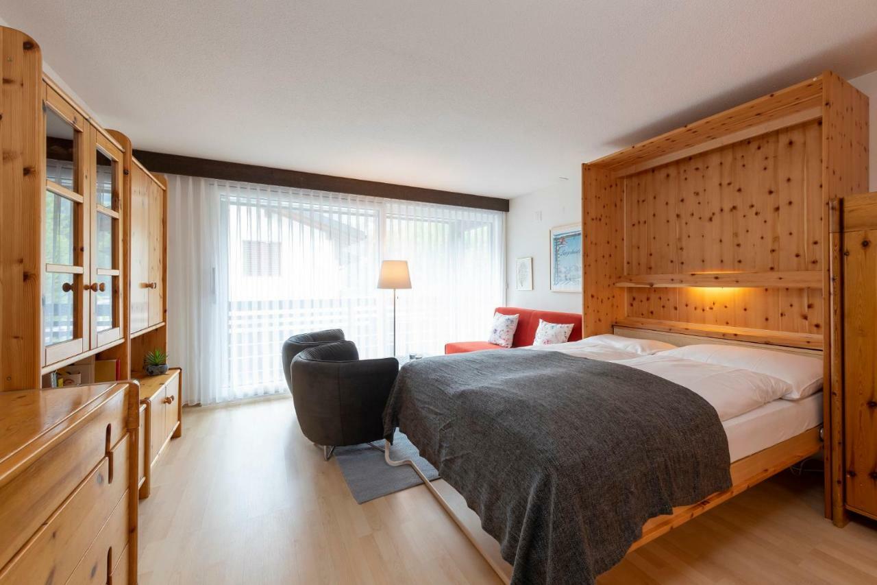 Zuhause In Den Alpen Ihre Ferienwohnung Mit Hallenbad Und Sauna Lenzerheide Exteriör bild