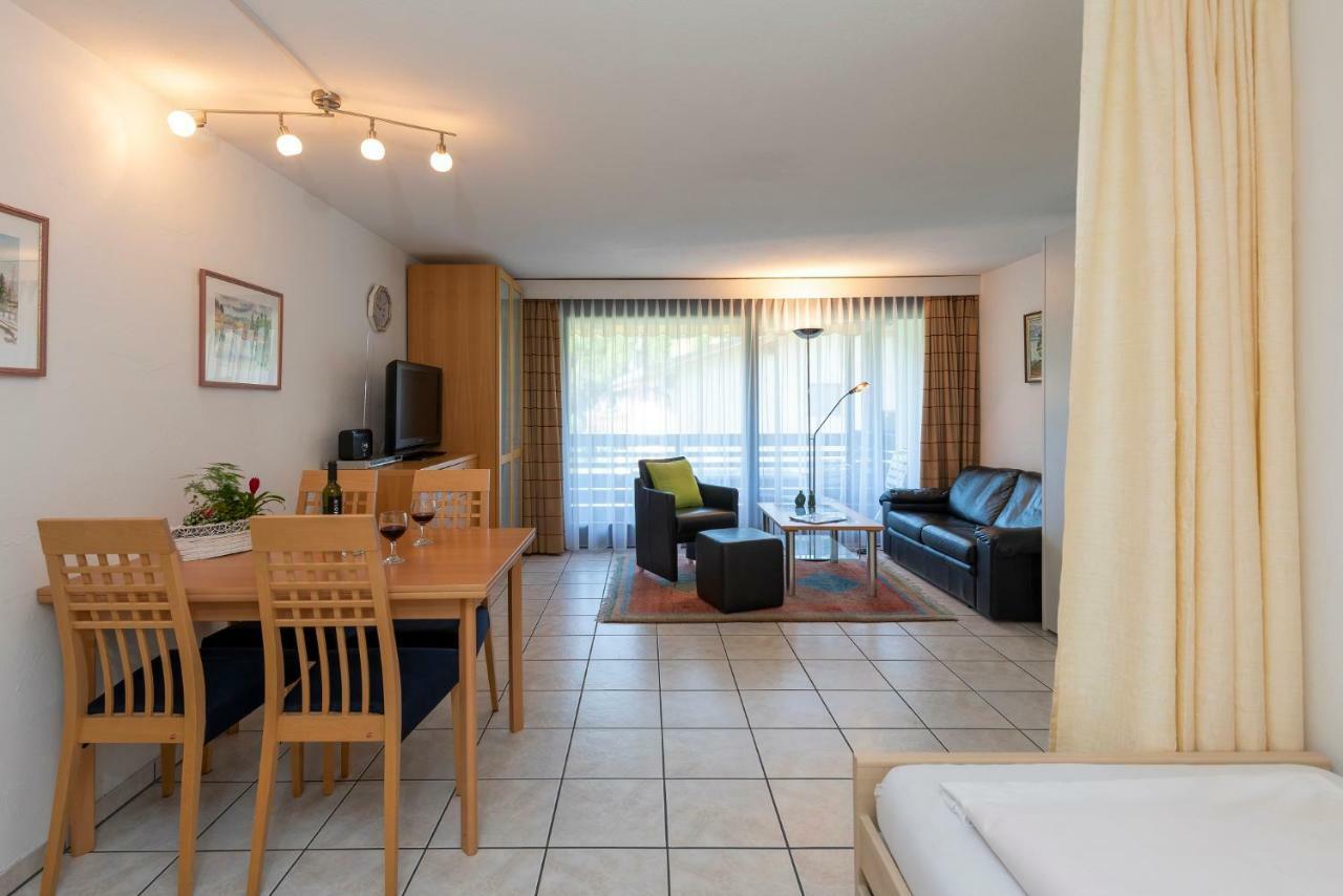 Zuhause In Den Alpen Ihre Ferienwohnung Mit Hallenbad Und Sauna Lenzerheide Exteriör bild