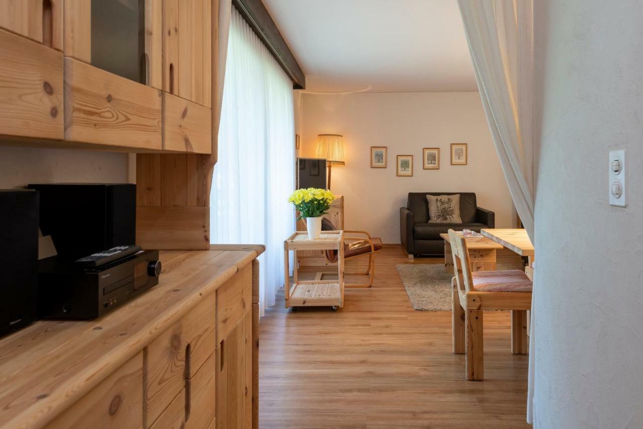 Zuhause In Den Alpen Ihre Ferienwohnung Mit Hallenbad Und Sauna Lenzerheide Exteriör bild