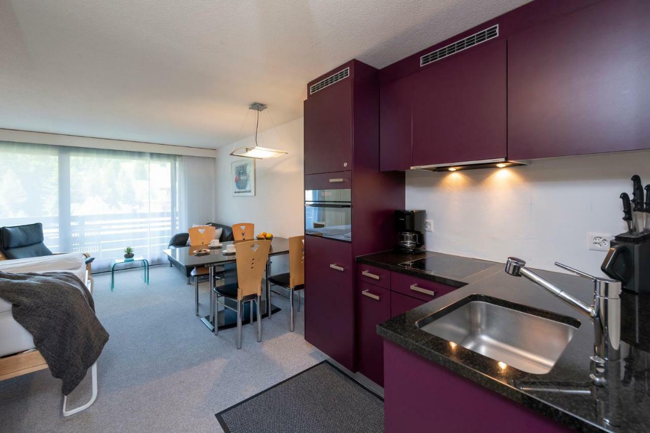 Zuhause In Den Alpen Ihre Ferienwohnung Mit Hallenbad Und Sauna Lenzerheide Exteriör bild