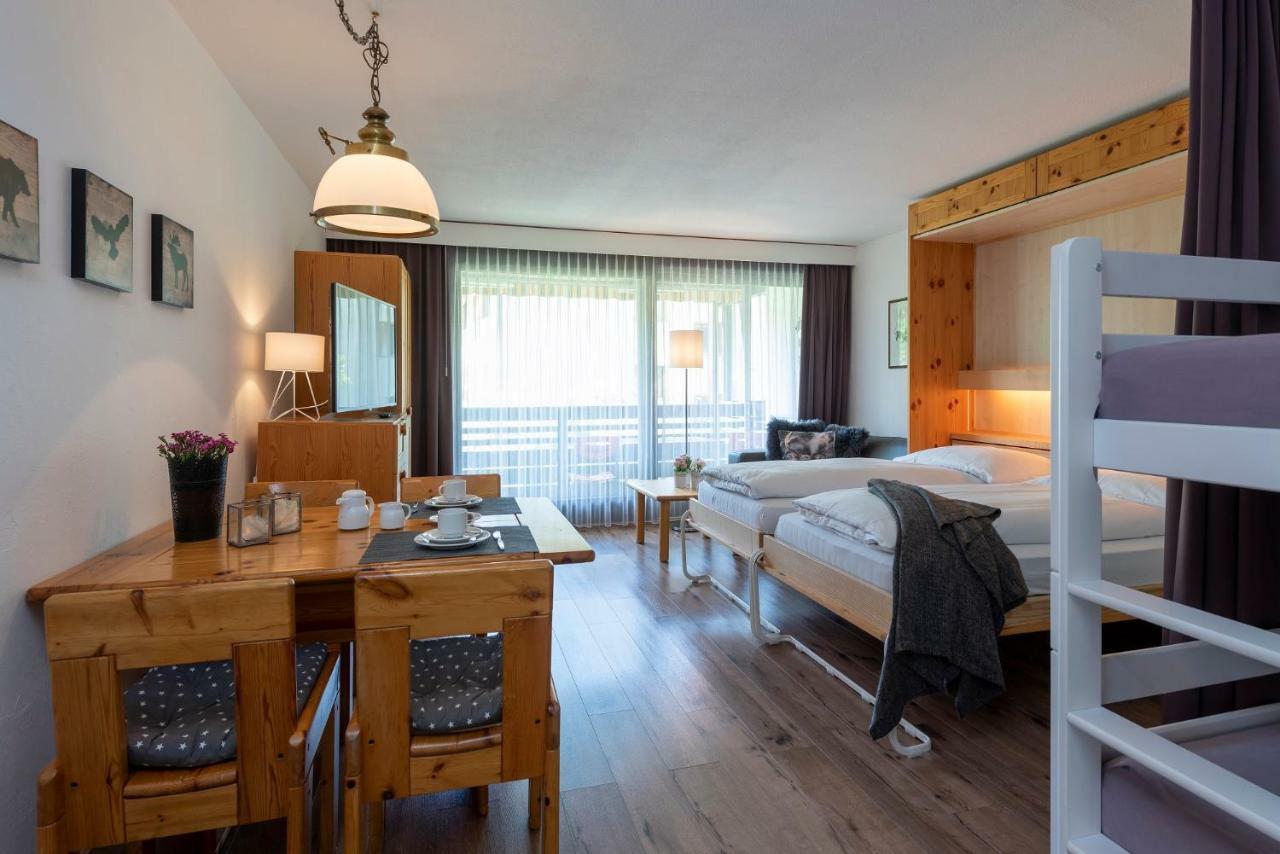 Zuhause In Den Alpen Ihre Ferienwohnung Mit Hallenbad Und Sauna Lenzerheide Exteriör bild